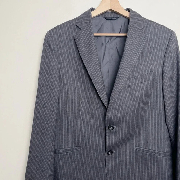 BANANA REPUBLIC Gray Pinstripe Men's Blazer - Picture 6 of 15